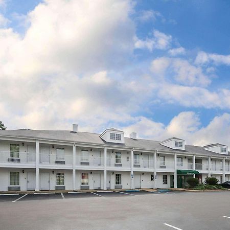 クオリティ イン ベーンブリッジ エクステリア 写真
