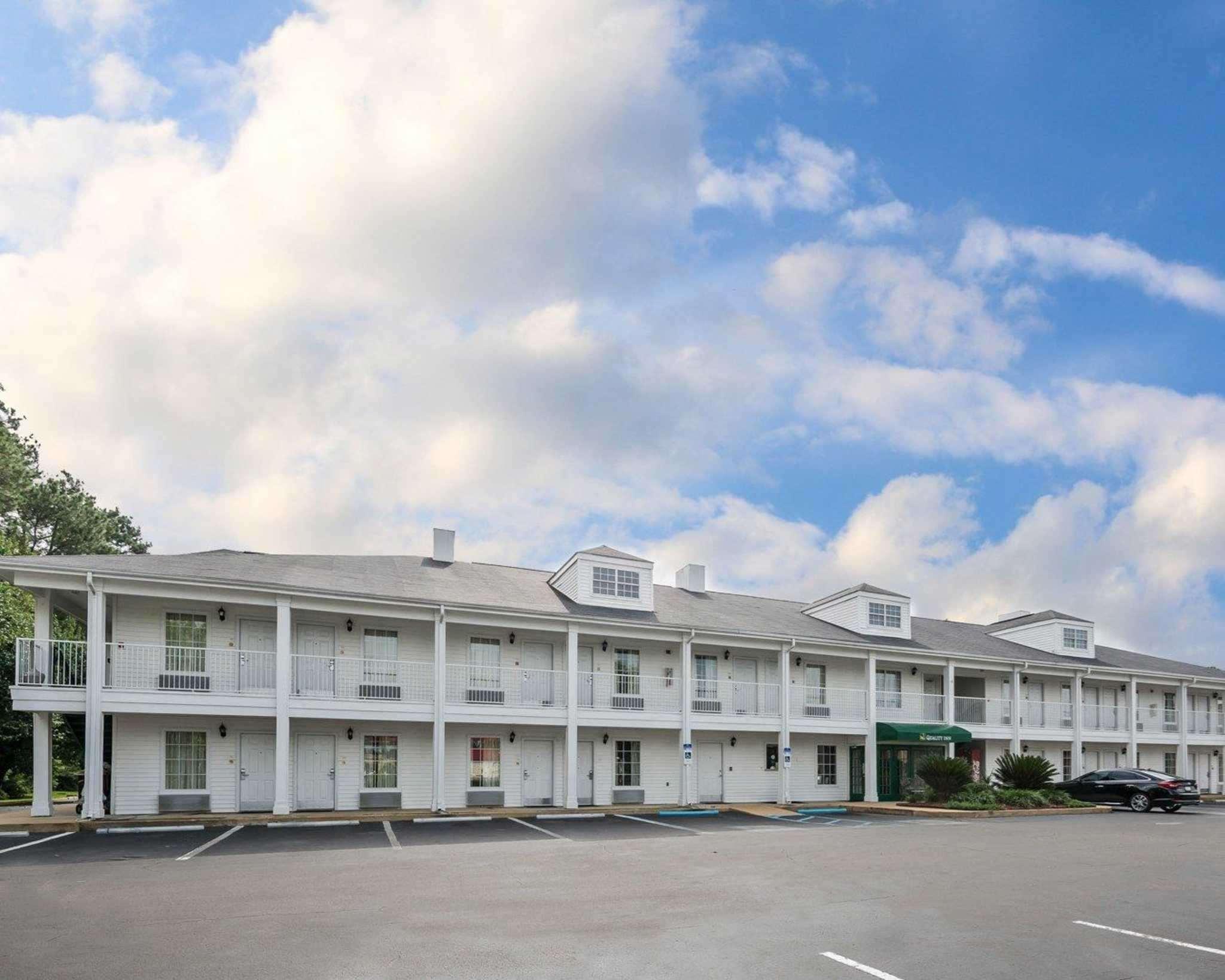 クオリティ イン ベーンブリッジ エクステリア 写真